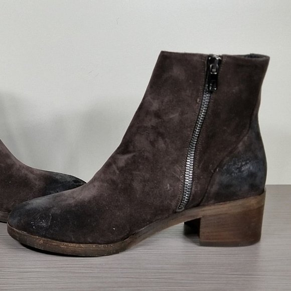 Vince 'Ruth' Block Heel Bootie, Peat (Brown) Suede, Womens Size 5.5 / 35.5 - Picture 6 of 9